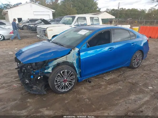 3KPF44AC4RE734997 2024 KIA FORTE - Image 2