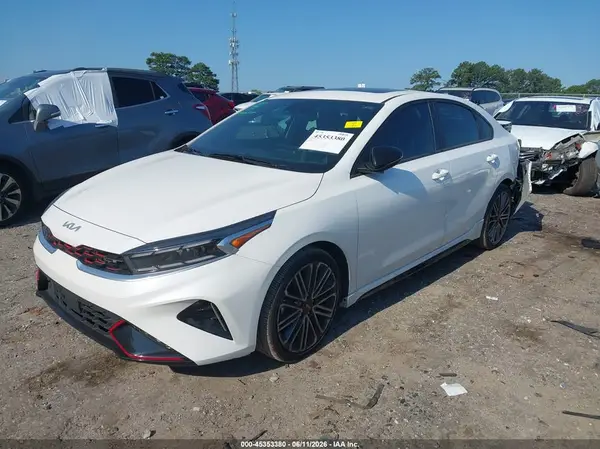 3KPF44AC4RE794665 2024 KIA FORTE - Image 2