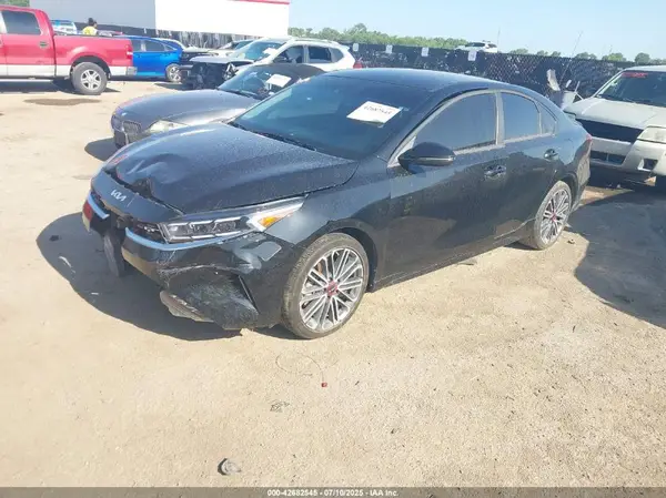 3KPF44AC4RE815465 2024 KIA FORTE - Image 2