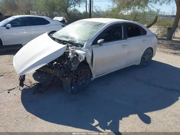 3KPF44AC5ME314576 2021 KIA FORTE - Image 2