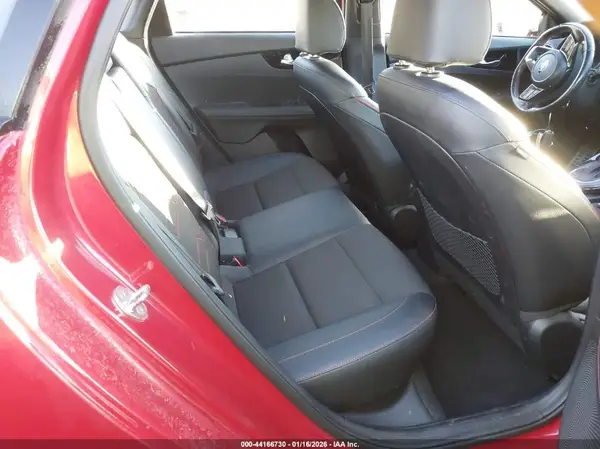 3KPF44AC5ME395157 2021 KIA FORTE - Image 8