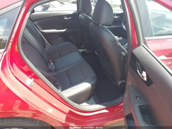 3KPF44AC5NE420740 2022 KIA FORTE - Image 8