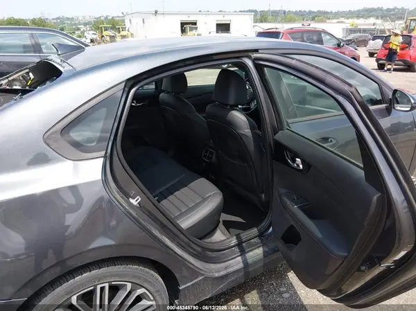 3KPF44AC5NE429745 2022 KIA FORTE - Image 8