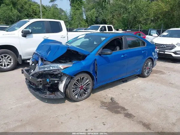 3KPF44AC5NE467976 2022 KIA FORTE - Image 2