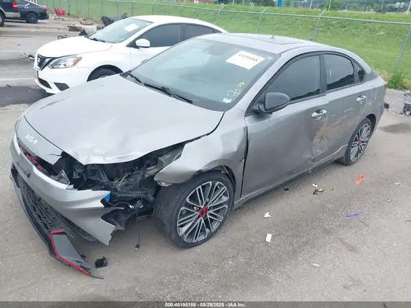 3KPF44AC5NE476483 2022 KIA FORTE - Image 2