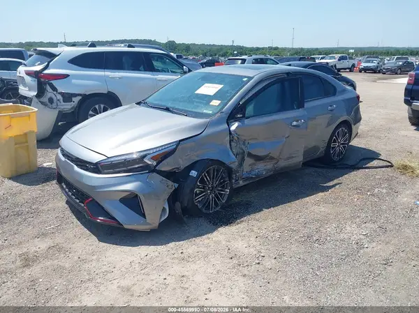 3KPF44AC5NE477343 2022 KIA FORTE - Image 2