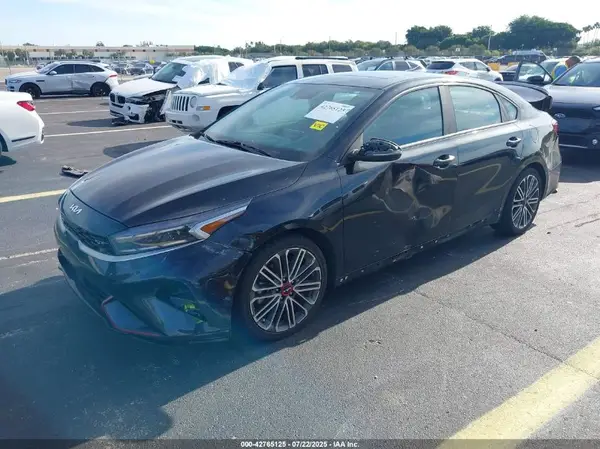 3KPF44AC5PE561939 2023 KIA FORTE - Image 2