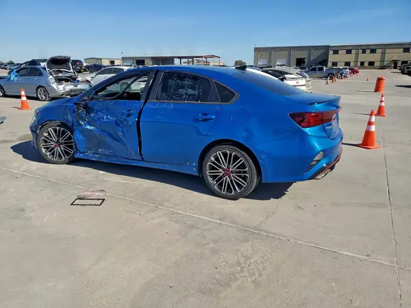 3KPF44AC5PE600786 2023 KIA FORTE - Image 2
