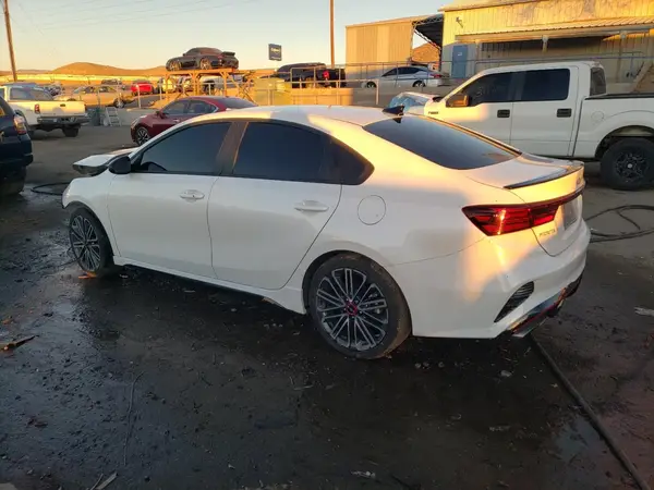 3KPF44AC5PE629415 2023 KIA FORTE - Image 2
