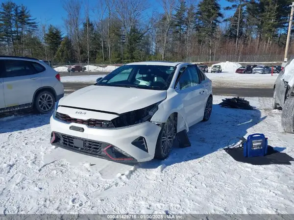3KPF44AC5PE658039 2023 KIA FORTE - Image 2