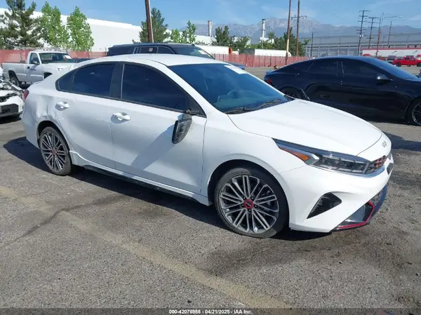 3KPF44AC5RE699595 2024 KIA FORTE - Image 1