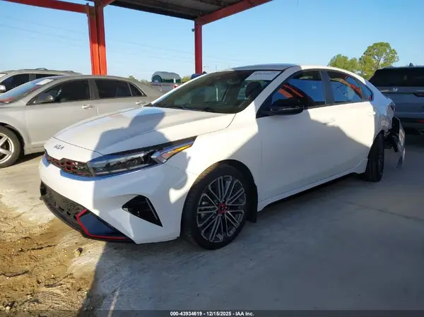 3KPF44AC5RE793024 2024 KIA FORTE - Image 2