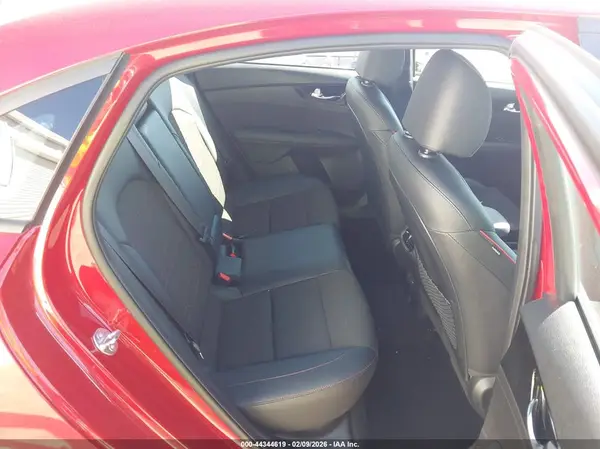 3KPF44AC5RE804331 2024 KIA FORTE - Image 8
