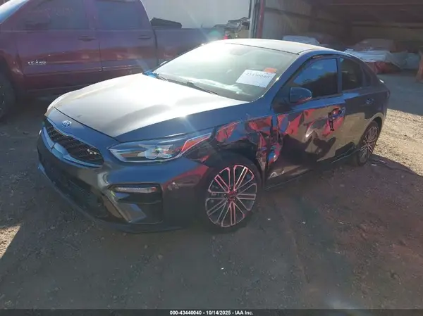 3KPF44AC6ME379615 2021 KIA FORTE - Image 2