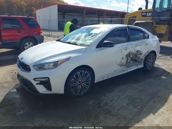 3KPF44AC6ME397807 2021 KIA FORTE - Image 2