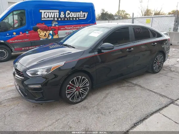 3KPF44AC6ME412063 2021 KIA FORTE - Image 2