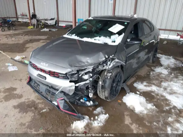 3KPF44AC6NE457182 2022 KIA FORTE - Image 2