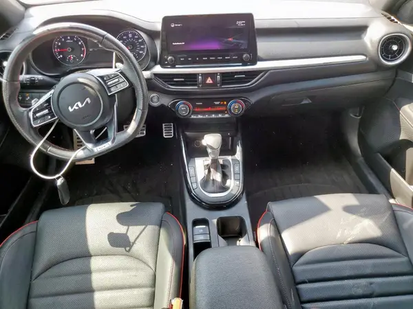 3KPF44AC6NE461393 2022 KIA FORTE - Image 8