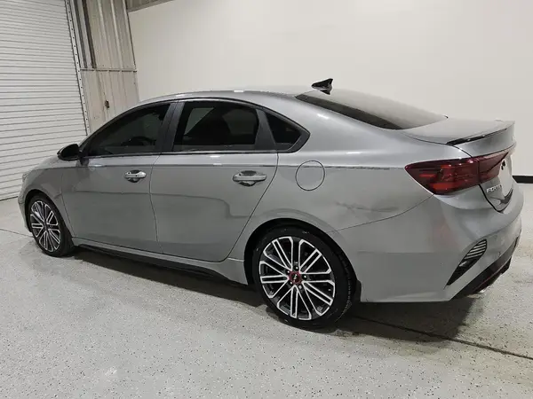 3KPF44AC6NE480042 2022 KIA FORTE - Image 2