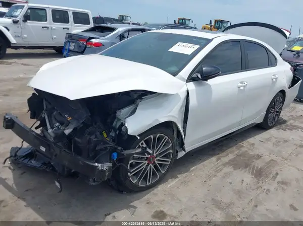 3KPF44AC6PE518193 2023 KIA FORTE - Image 2