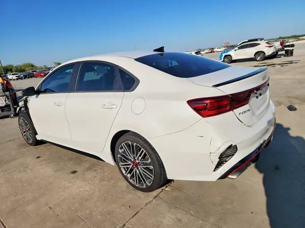 3KPF44AC6PE530361 2023 KIA FORTE - Image 2