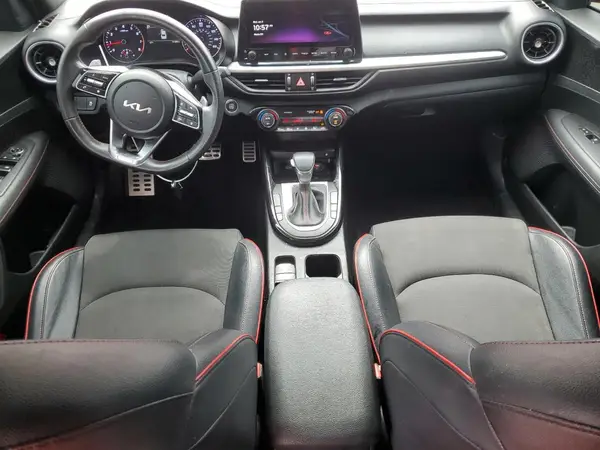 3KPF44AC6PE549556 2023 KIA FORTE - Image 8