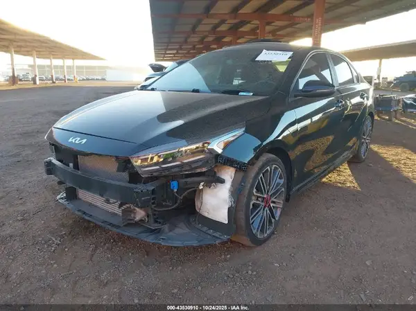 3KPF44AC6PE570083 2023 KIA FORTE - Image 2