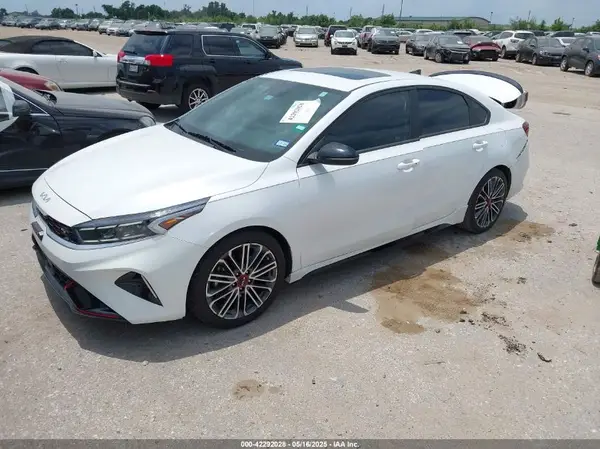 3KPF44AC6PE570228 2023 KIA FORTE - Image 2