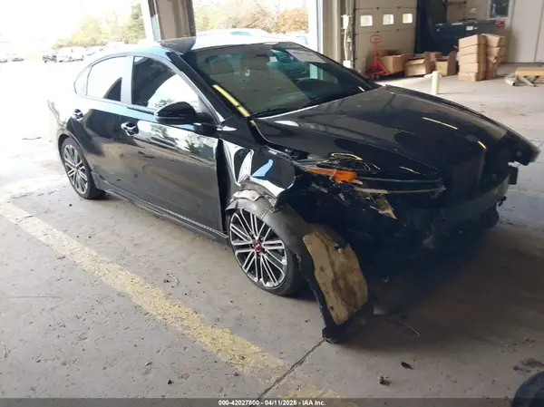 3KPF44AC6RE715805 2024 KIA FORTE - Image 1