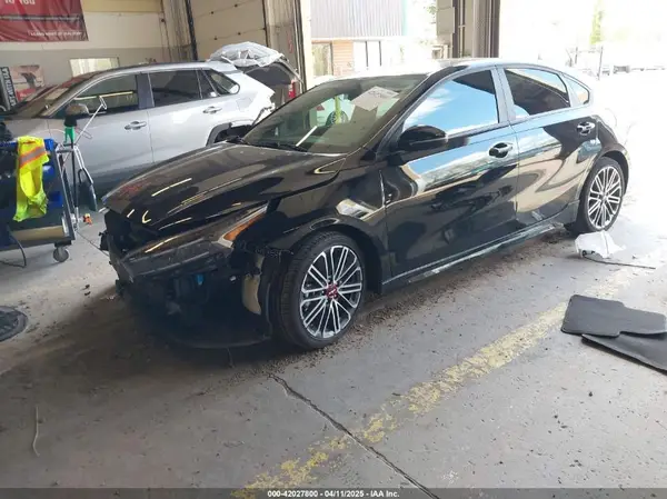3KPF44AC6RE715805 2024 KIA FORTE - Image 2