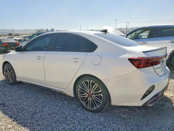 3KPF44AC6RE746178 2024 KIA FORTE - Image 2