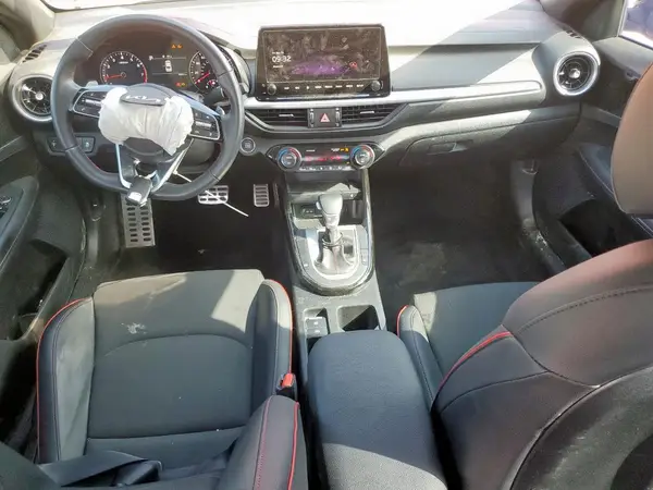 3KPF44AC6RE747024 2024 KIA FORTE - Image 8