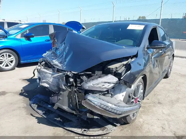 3KPF44AC6RE752627 2024 KIA FORTE - Image 2