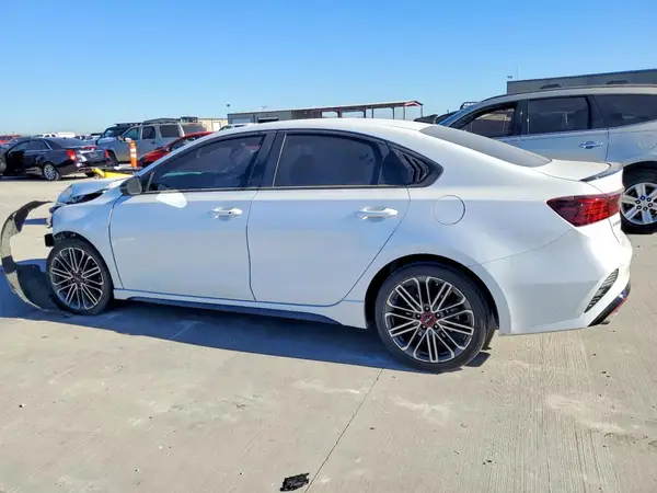 3KPF44AC6RE830159 2024 KIA FORTE - Image 2