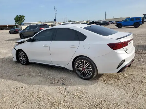 3KPF44AC6RE832865 2024 KIA FORTE - Image 2