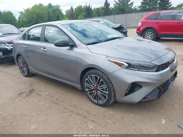 3KPF44AC6RE836883 2024 KIA FORTE - Image 1