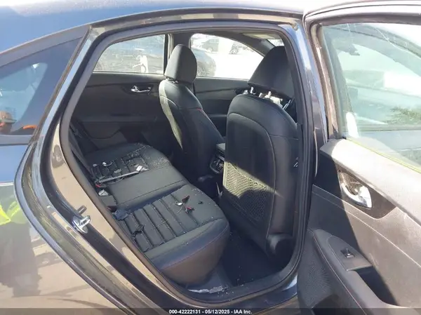 3KPF44AC7LE229057 2020 KIA FORTE - Image 8