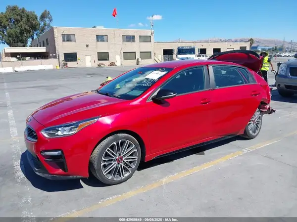 3KPF44AC7LE236946 2020 KIA FORTE - Image 2