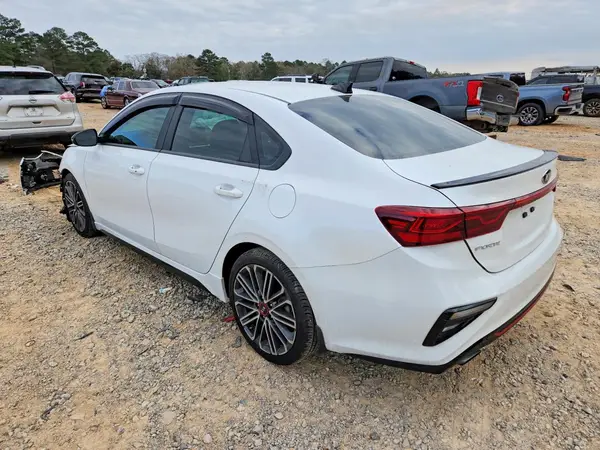 3KPF44AC7ME354268 2021 KIA FORTE - Image 2