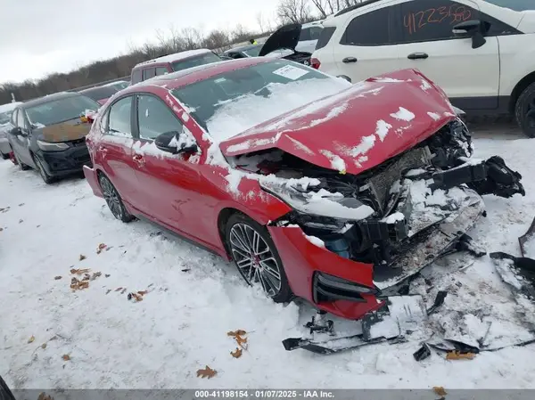 3KPF44AC7ME356067 2021 KIA FORTE - Image 1