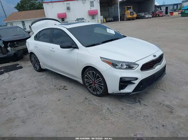 3KPF44AC7ME358594 2021 KIA FORTE - Image 1