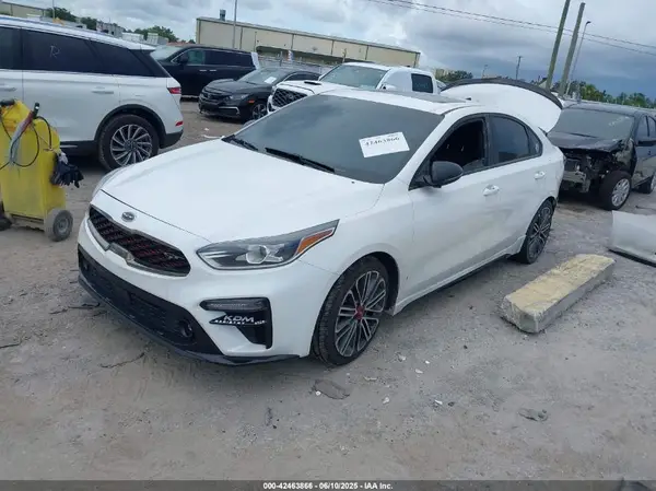 3KPF44AC7ME358594 2021 KIA FORTE - Image 2