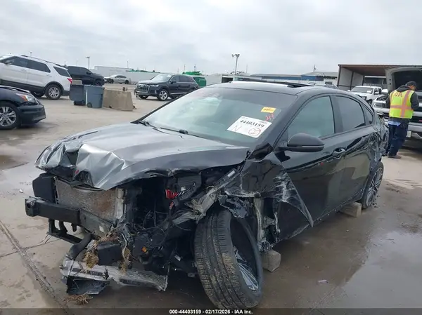 3KPF44AC7ME375427 2021 KIA FORTE - Image 2