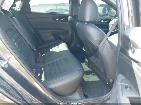 3KPF44AC7NE473424 2022 KIA FORTE - Image 8