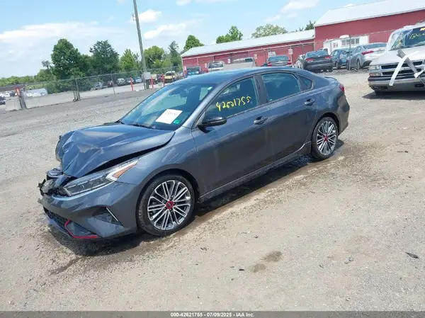 3KPF44AC7NE484956 2022 KIA FORTE - Image 2