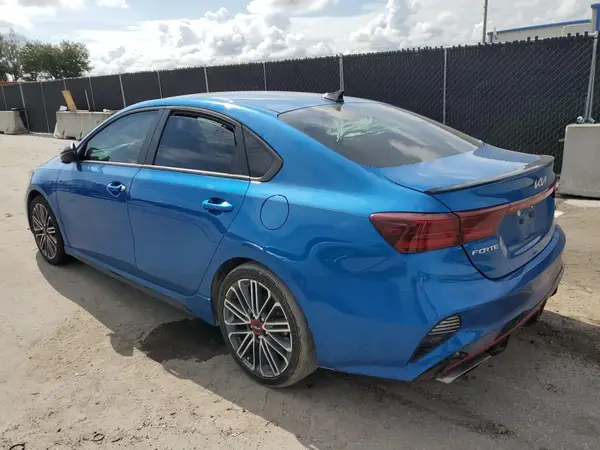 3KPF44AC7NE486707 2022 KIA FORTE - Image 2