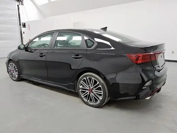 3KPF44AC7PE518865 2023 KIA FORTE - Image 2