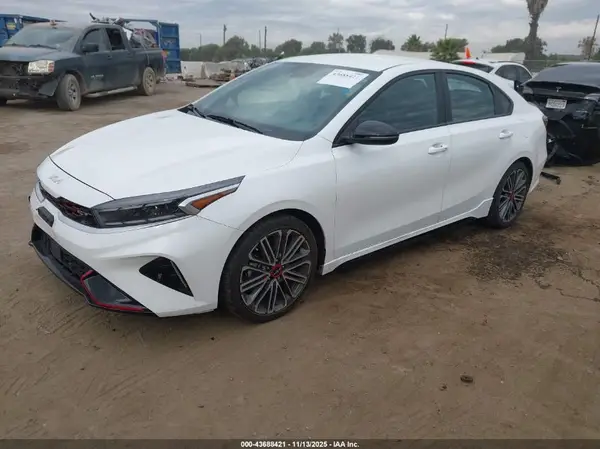 3KPF44AC7PE606413 2023 KIA FORTE - Image 2
