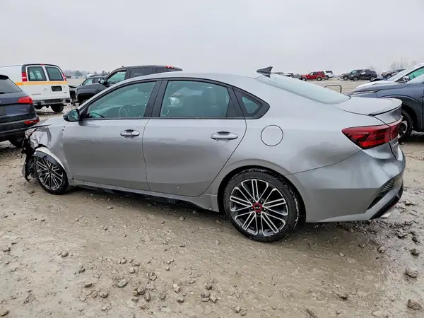 3KPF44AC7PE620411 2023 KIA FORTE - Image 2