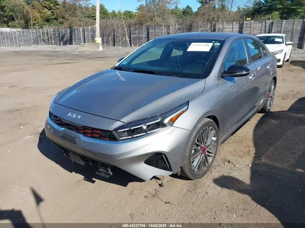 3KPF44AC7PE639458 2023 KIA FORTE - Image 2